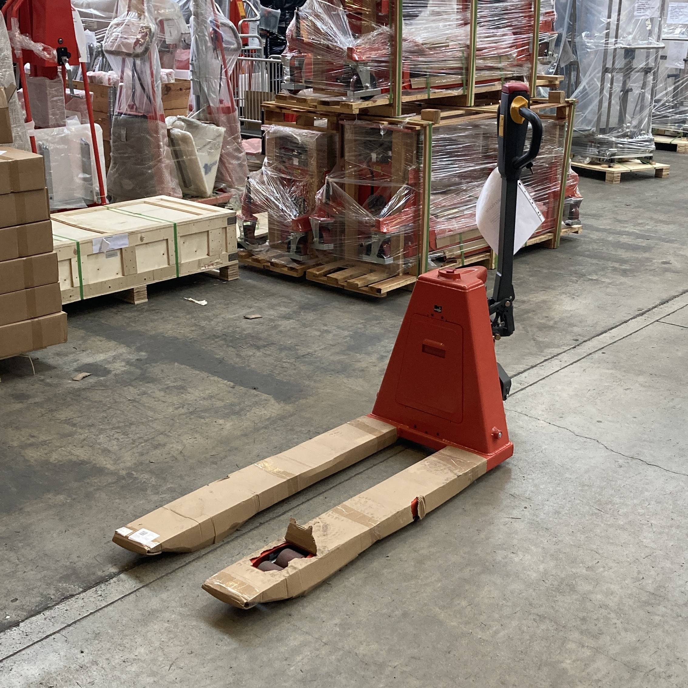 Elektrohubwagen Semi  1500kg GEBRAUCHT